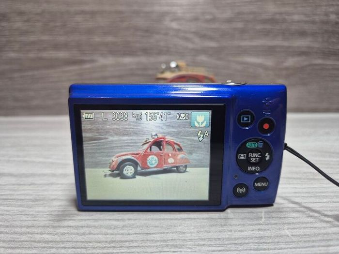 Canon IXUS 180 Digital Compact Camera Working w/ Canon 10x Optical Zoom Lens