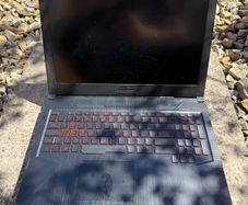 For Repair i7 8750H GTX 1060 gaming laptop