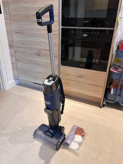 Shark HydroVac corded wet vacuum