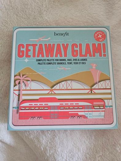 benefit Travel Set