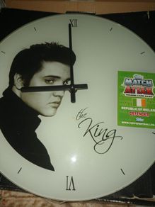 Elvis Presley clock