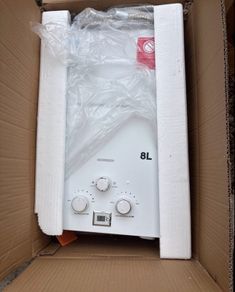 8L Propane LPG Gas Water Heater with Winter and Summer Modes, Instant Propane Water Heater, with Shower Kit, Digital Display
