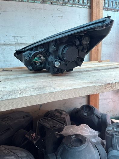 Hyundai ix35 headlight