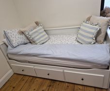 Ikea Henmes Daybed single and king size