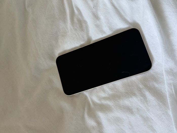 iPhone 13 128GB