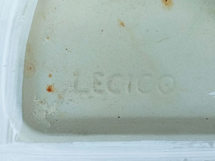 Lecico toilet cistern lid  white