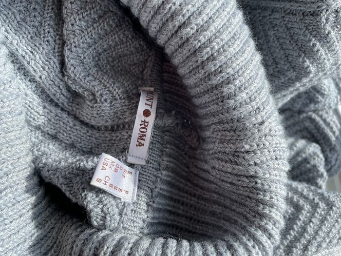 Stylish Jumper Punt And Roma New