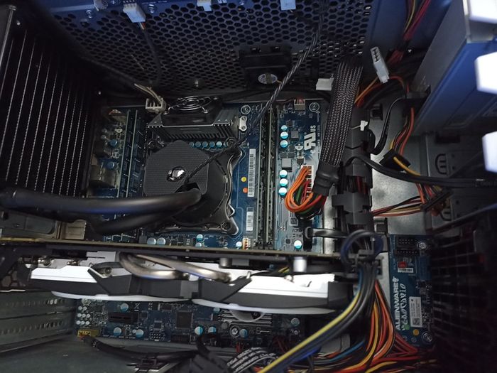 Dell Alienware Aurora 4 Gaming PC