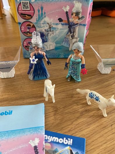 Playmobil 9350 and 9353
