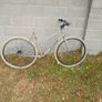Handlebars, brake levers, hand grips. Image 5