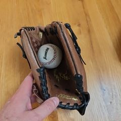 Mizuno Prospect 11" Baseball Glove
