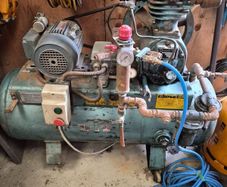Ingersoll-Rand T30 compressor