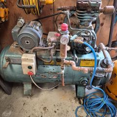 Ingersoll-Rand T30 compressor