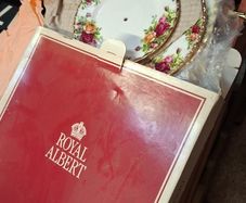 Vintage Royal Albert 3 tier cake stand