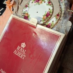 Vintage Royal Albert 3 tier cake stand