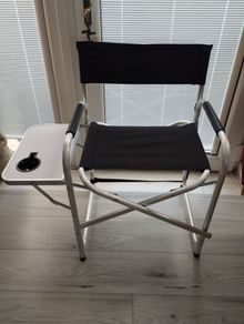 Extra-Wide New Folding Directors Chair
