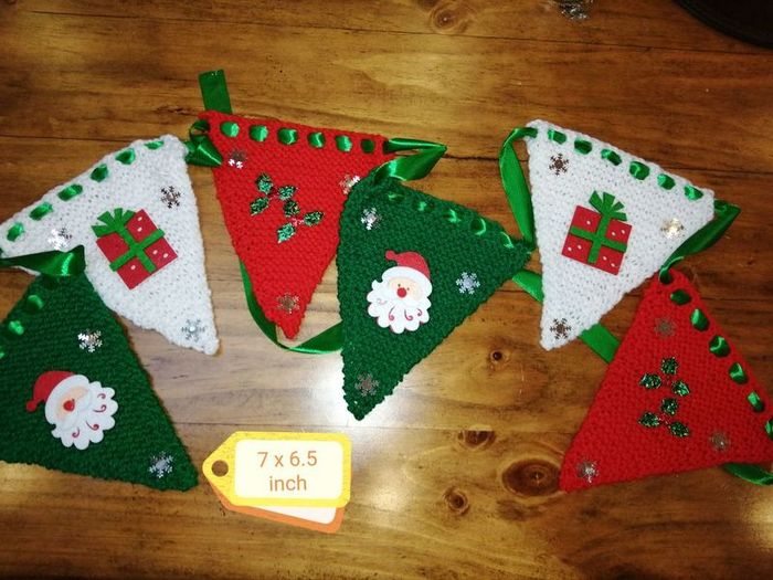 Hand knitted bunting for Baby's room/bedroom & Christmas