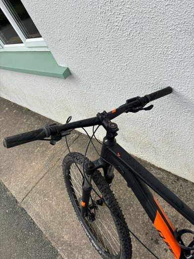 cube mountain bike