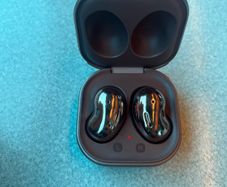 Samsung Buds AKG Live Mystic gold earphones