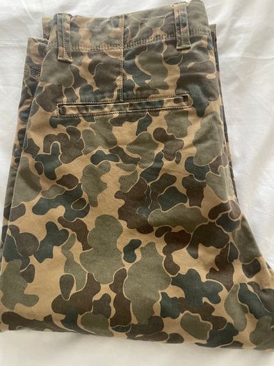 Men's Gap Camouflage Khakis - 32 X 34