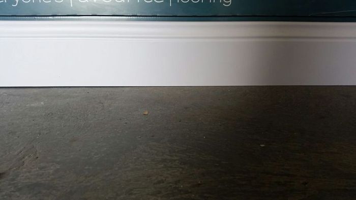 12.3mm piano finish gloss laminated flooring