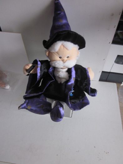 Fiesta Crafts  Tellatale Merlin Hand Puppet