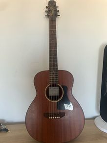 Harley Benton Travel Guitar