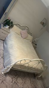 Double bed