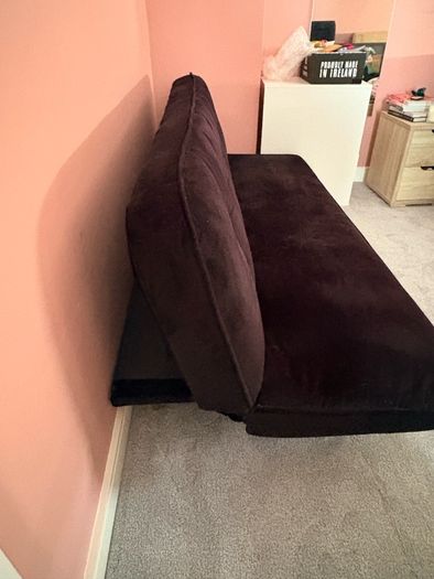 SKLUM Black suede futon