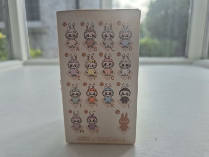popmart labubu pin for love A-M