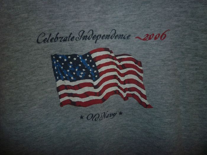 Boys Old Navy T-shirt Age 10 Grey.  Very Good Condition.