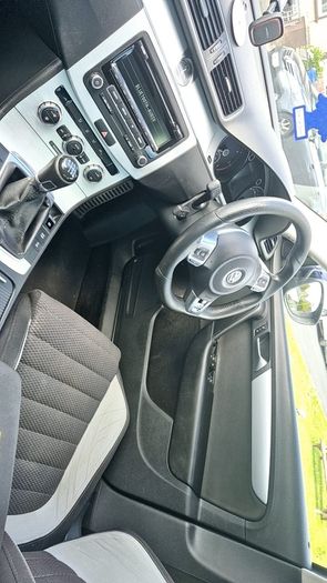2014 Volkswagen Passat R-Line