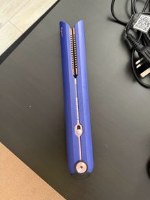 Dyson straightener
