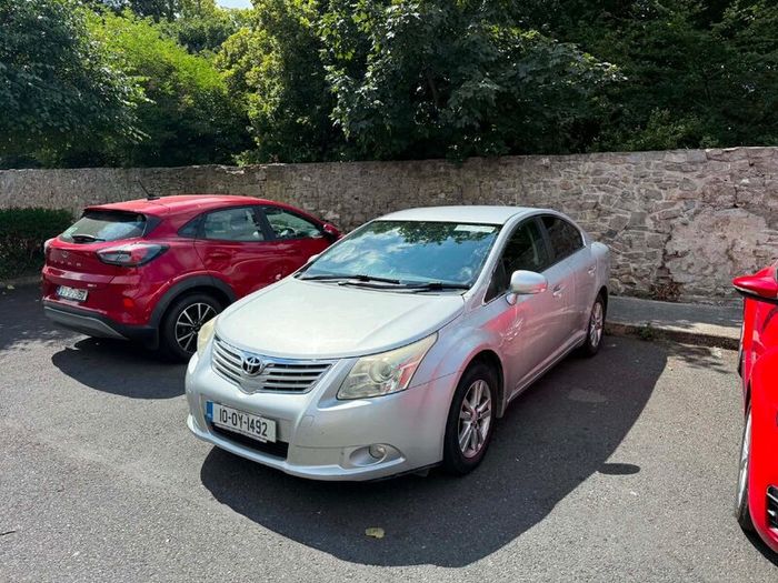 Toyota Avensis 2010
