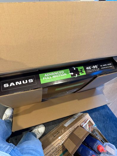 Sanus Advanced Full-Motion Premium TV Wall Mount 46 95 Brand New in Box Model VXF730-B2