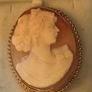 New 9ct Solid Gold Large Hand Cut Lovely Cameo Brooch Image 4