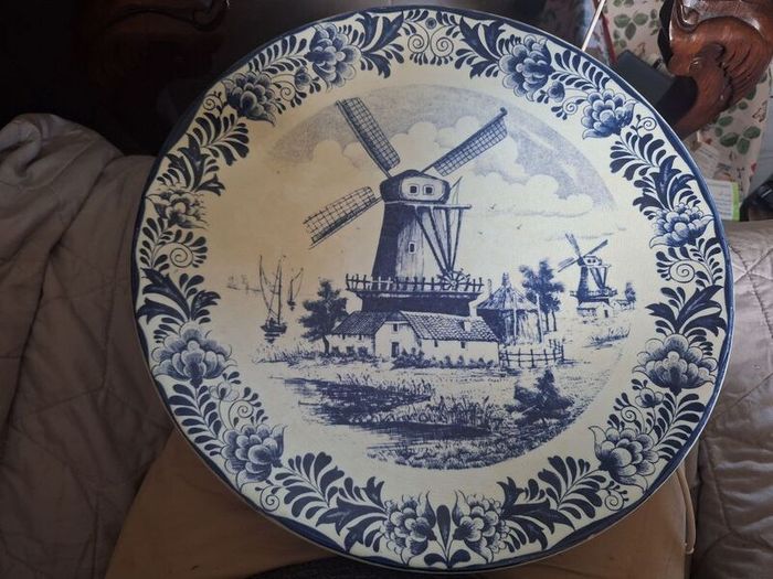 Vintage Mastricht Dutch Heavy Blue &White Platter