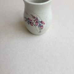 Kylemore Abbey pottery small vase