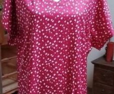 Ladies Red dress with love hearts. New never worn..n