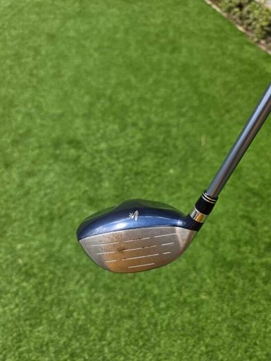 King Cobra ladies golf clubs. Right Hand 3 wood, 7 wood, pitching wedge, 9 iron and 8 iron.