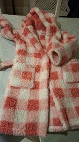 Warm house coat 5-6  yr