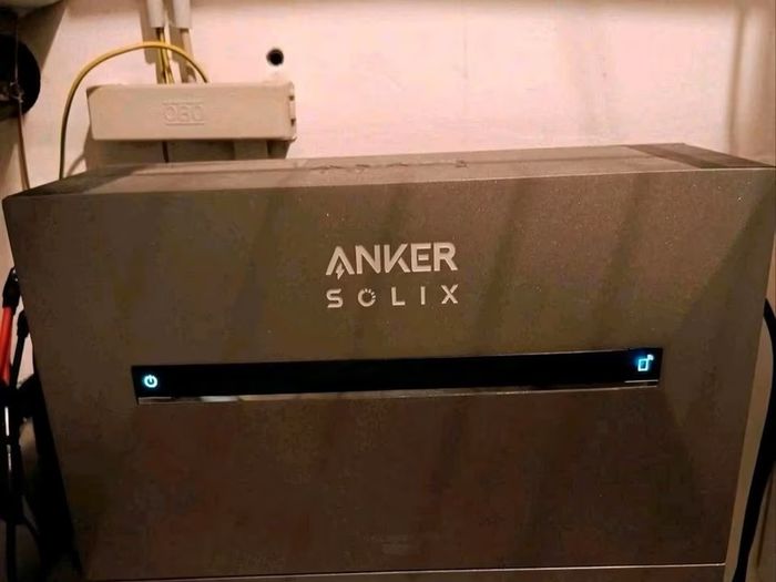 Anker Solix Solarbank E2700 3 Pro