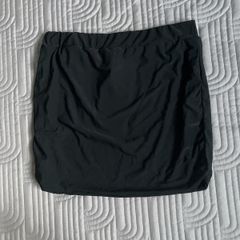 Black mini skirt Love Lisa Size 8 BNWT