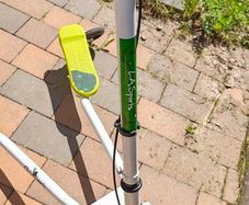 L.A. Sports Fliker Scooter / 3-Wheel Wiggle Scooter (Good Condition)