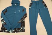 Grid tracksuit size medium