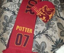 Harry Potter Gryffindor Knitted Scarf