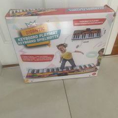 Rockstar Gigantic Musical keyboard mat
