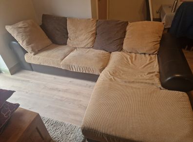 FREE Large L-Shaped Corner Sofa  Very Comfortable