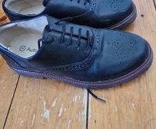 Boys shoes size 3
