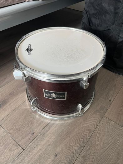 Drum kit shells from gear4music